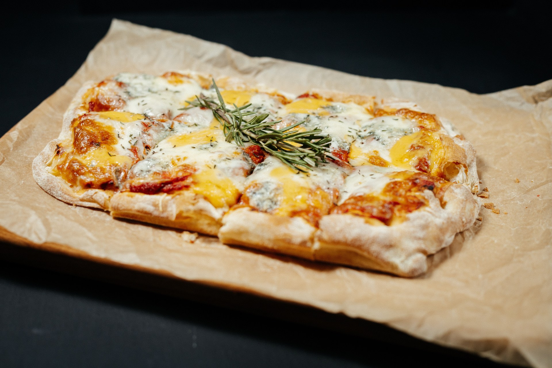 пицца четыре сыра на слоеном тесте фото 115